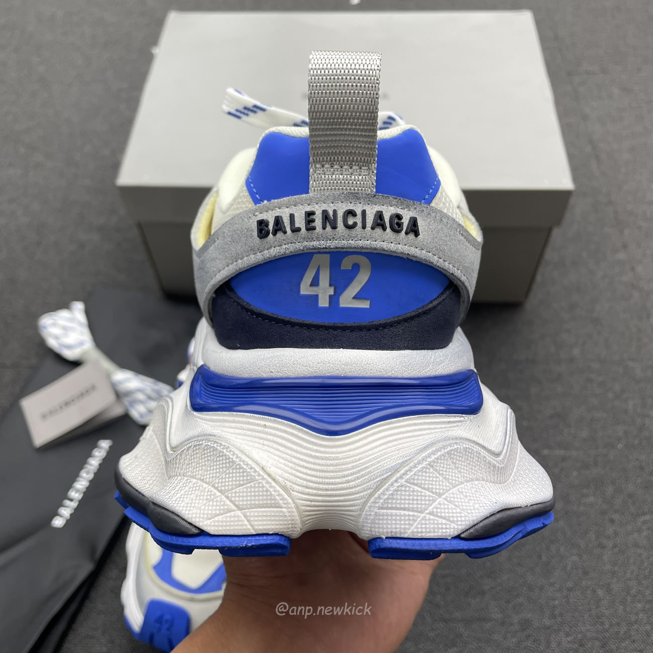 Balenciaga Cargo Sneaker White Grey Blue 784341 W2mv6 0328 (9) - newkick.app